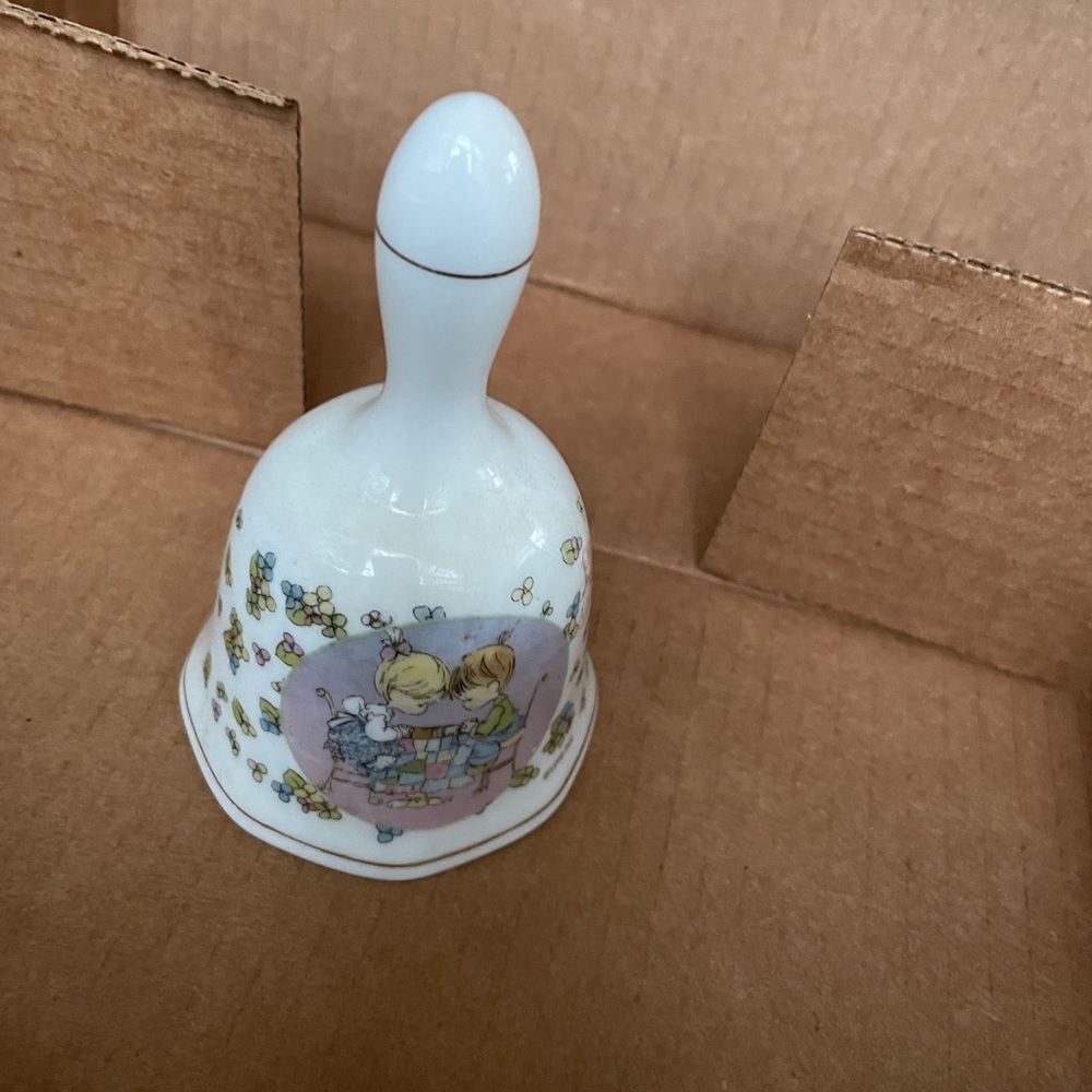 Precious moment bell
